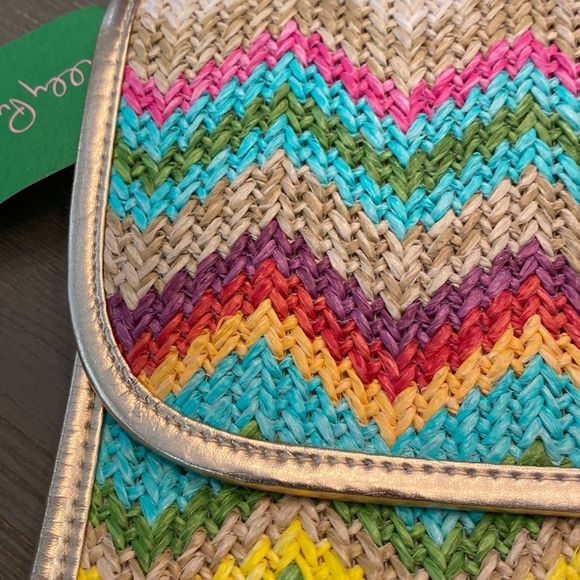 Vintage 2012 Lilly Pulitzer Spring Fling Clutch Multi Zig Zag - Picture 2 of 6